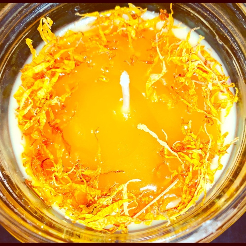 Citrus candle